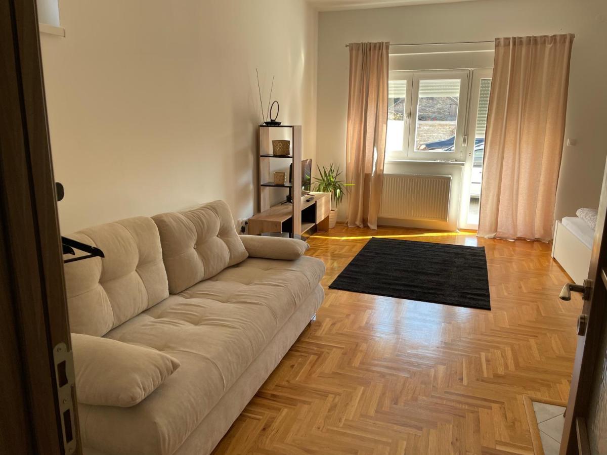 Apartman Sunny Сомбор Екстер'єр фото