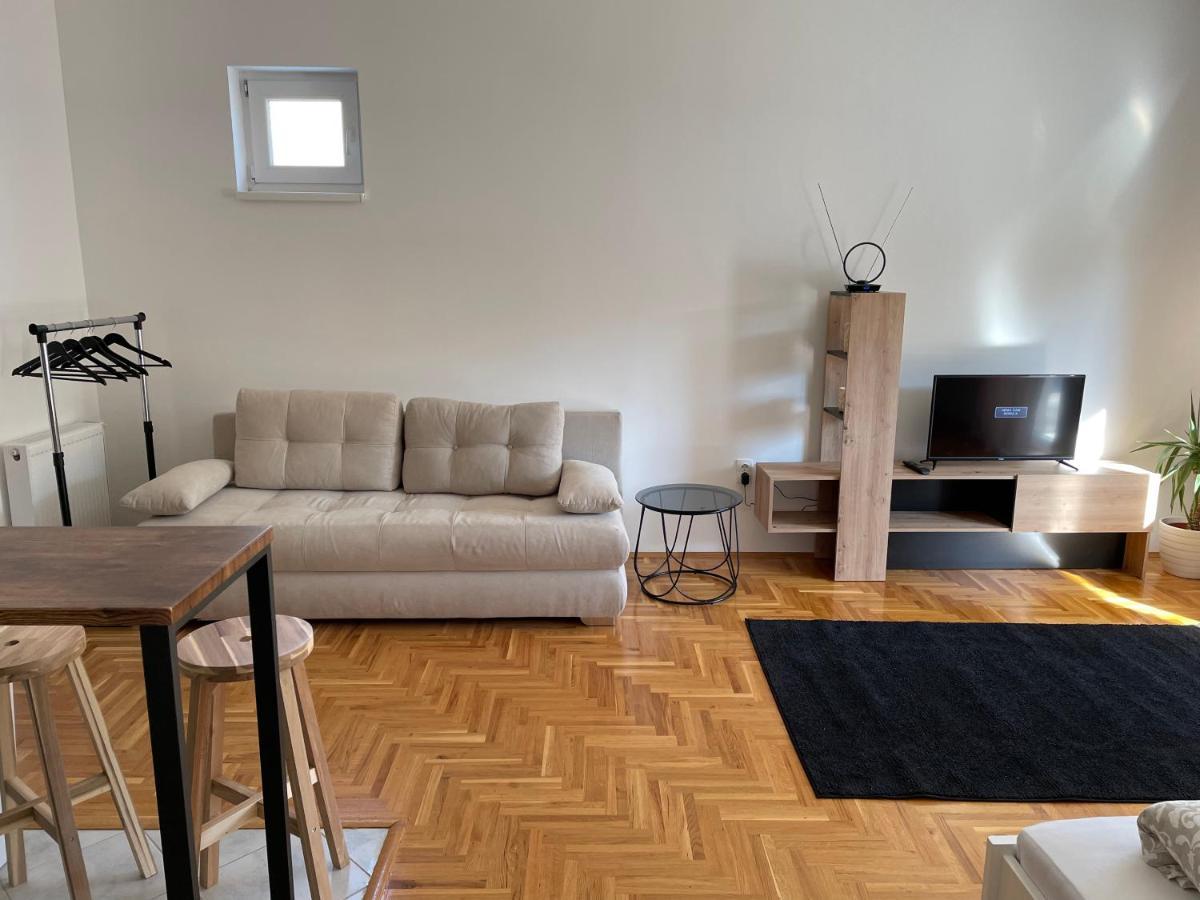 Apartman Sunny Сомбор Екстер'єр фото