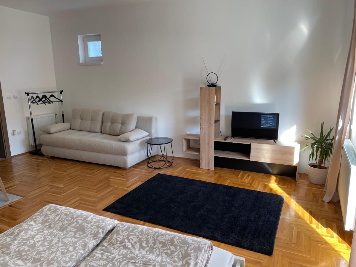 Apartman Sunny Сомбор Екстер'єр фото